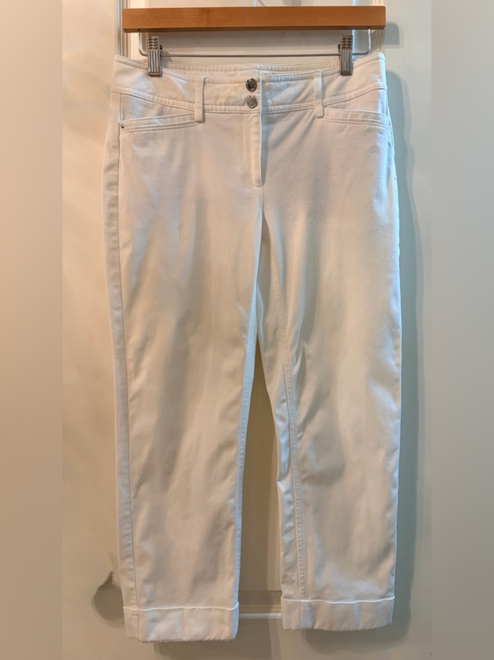 White House Black Market Women's White Straight-Leg Cuffed Ankle Pants